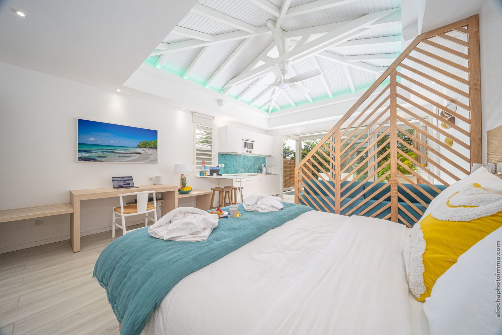 CocoonHuts